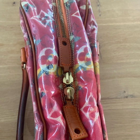 Vintage Louis Vuitton patent coated bag - Picture 2 of 15